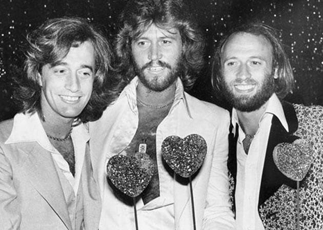Barry Gibb's emotional tribute to brother Robin Gibb