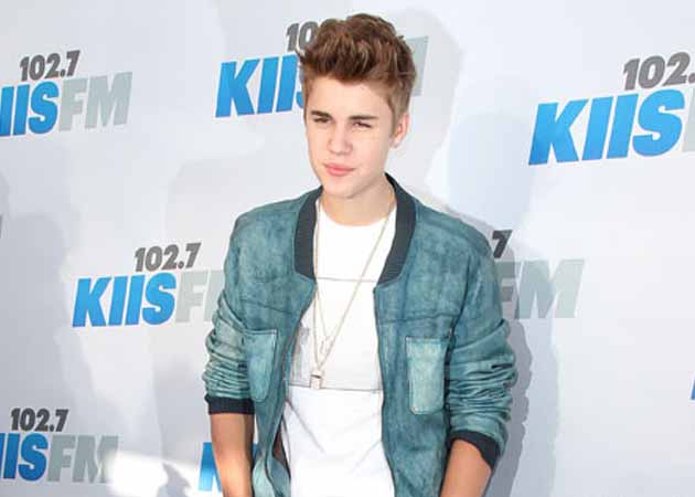 Justin Bieber takes fan to Billboard Music Awards