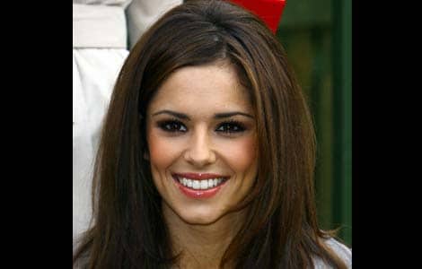 Cheryl Cole goes out in pyjamas