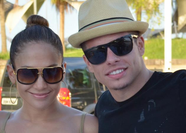 Jennifer Lopez wants to marry beau Casper