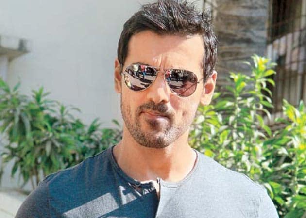 John Abraham in 'race' to renew passport, could lose Rs 50 lakh a day