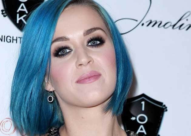 Katy Perry signs Pepsi deal