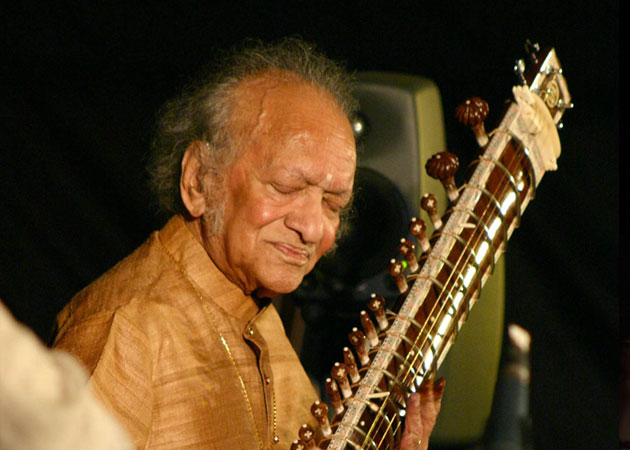 Pandit Ravishankar gets Rabindranath Tagore award