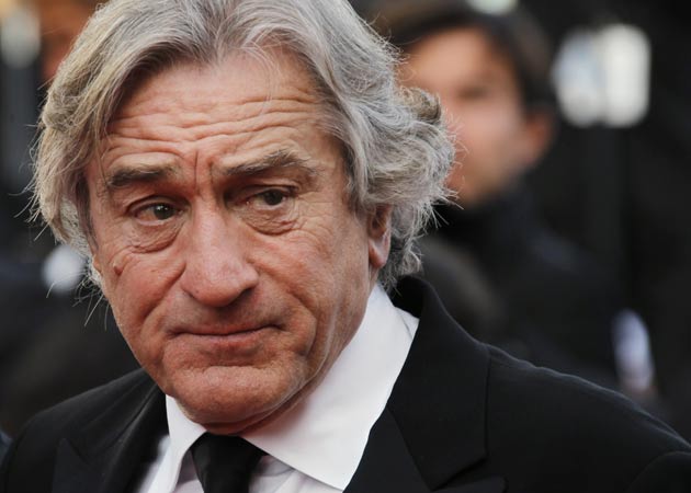 Robert De Niro says not graduating from high school was an "advantage"