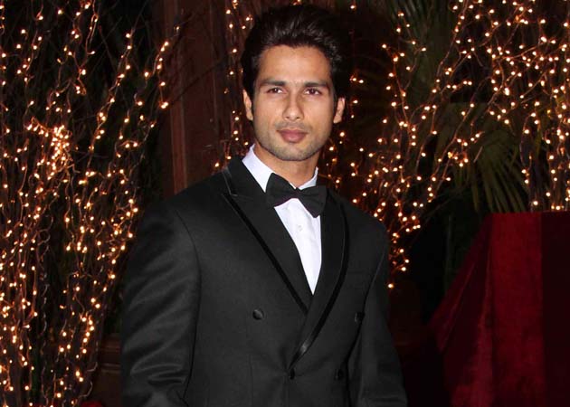 Keen to work with Prabhu Deva but not signed <i>Wanted 2</i>, says Shahid