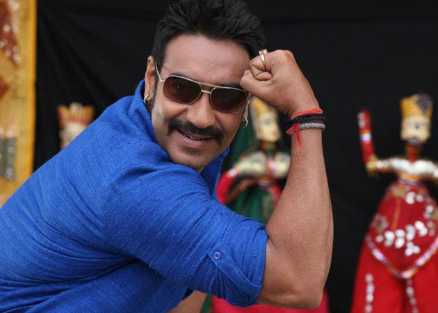 Ajay Devgn's <i>desi</i> dance number in <i>Bol Bachchan</i>