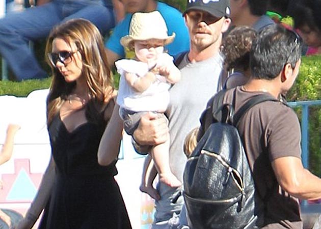 David Beckham to give wife Victoria a love book as anniversary gift