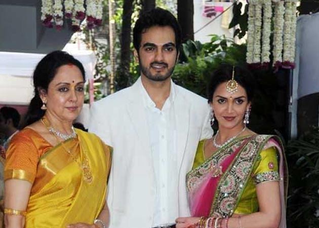 Esha's sangeet a private affair: Hema Malini