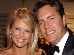 Christie Brinkley and Peter Cook have reached an out of court divorce settlement Christie Brinkley and Peter Cook have reached an out of court divorce settlement