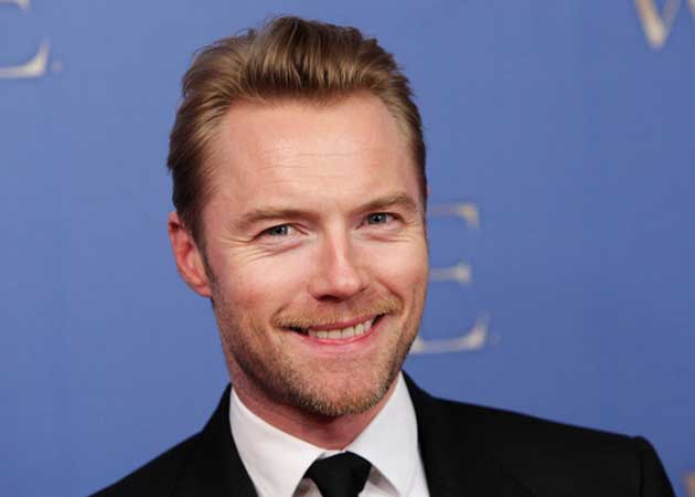 Ronan Keating finds being single really weird