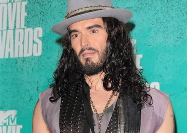 Russell Brand banned himself from thinking about sex while filming <i>Rock of Ages</i>