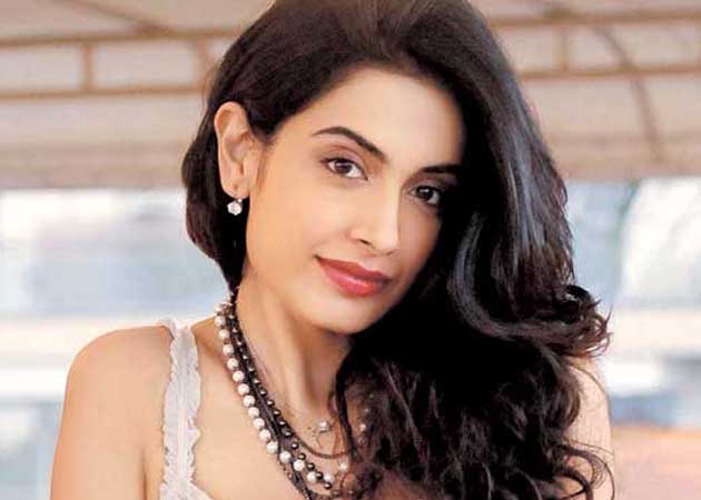 Sarah-Jane Dias turns bartender