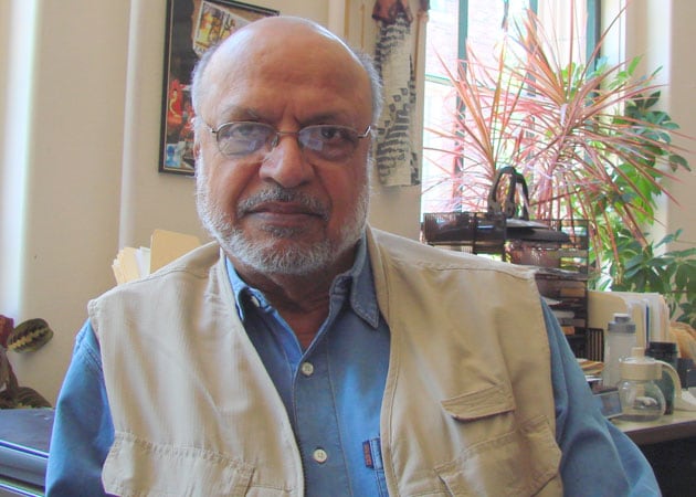 Shyam Benegal conferred with Excellence in Cinema Award
