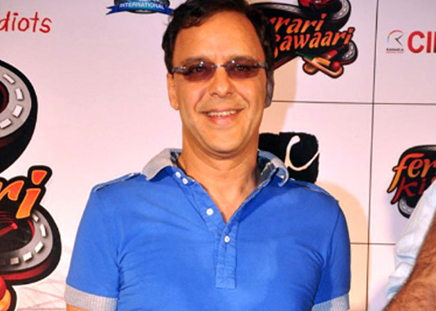 Cinema should do not be judged with Rs 100 crore mark: Vidhu Vinod Chopra