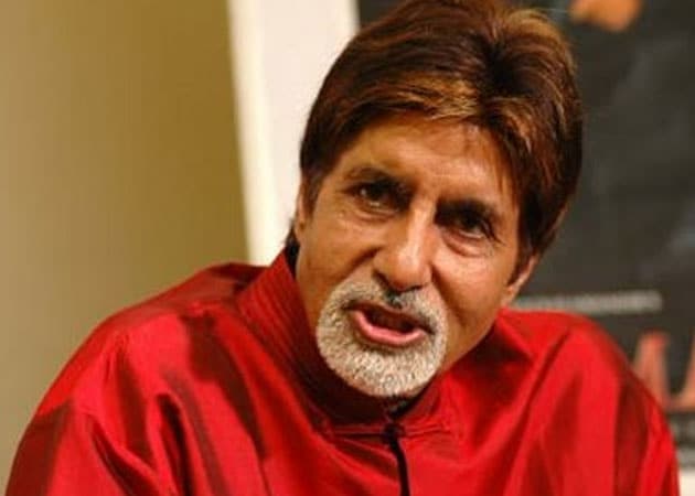 "A moment to be remembered by the grandchildren": Big B blogs about carrying the Olympic Torch