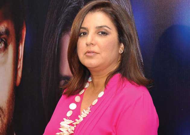 Farah Khan turns item girl
