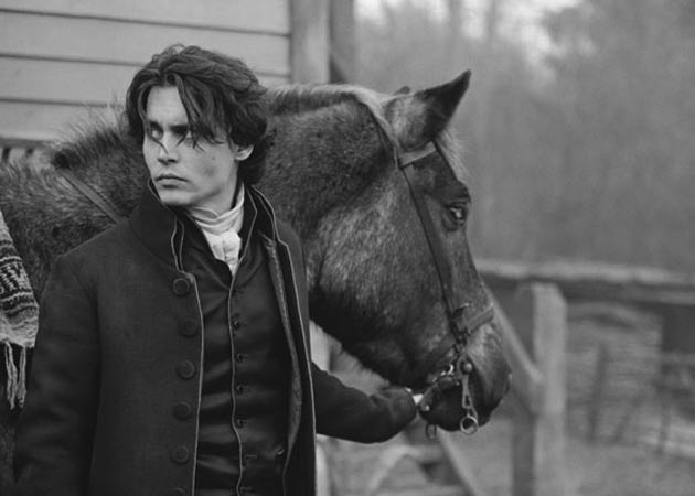 Johnny Depp struggles with horse riding
