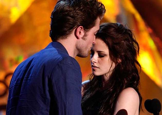 Rob and Kristen to "reunite" for final <i>Twilight</i> film