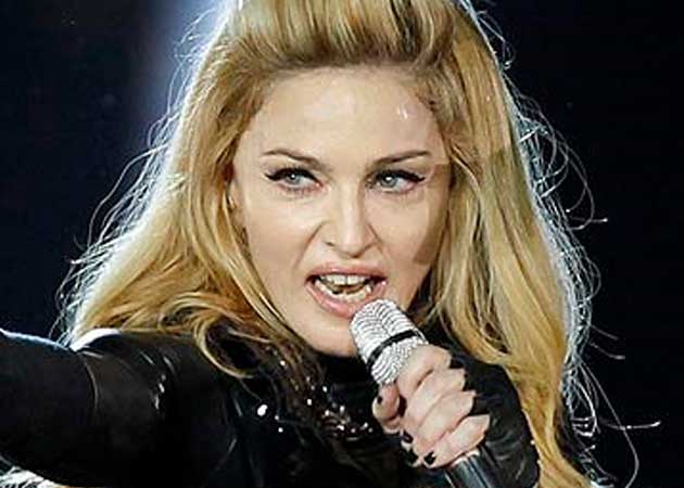 Madonna 'purposefully' chose Swastika scandal