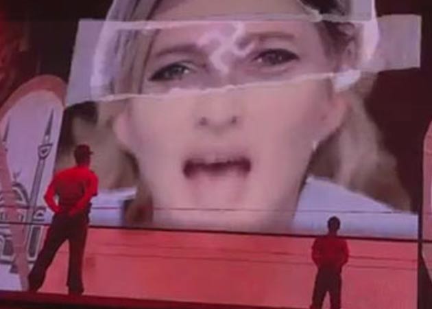 France's National Front to sue Madonna over Le Pen swastika