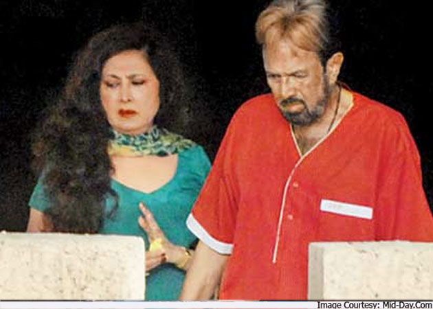 Rajesh Khanna's live-in partner sends legal notice over his home Aashirwad