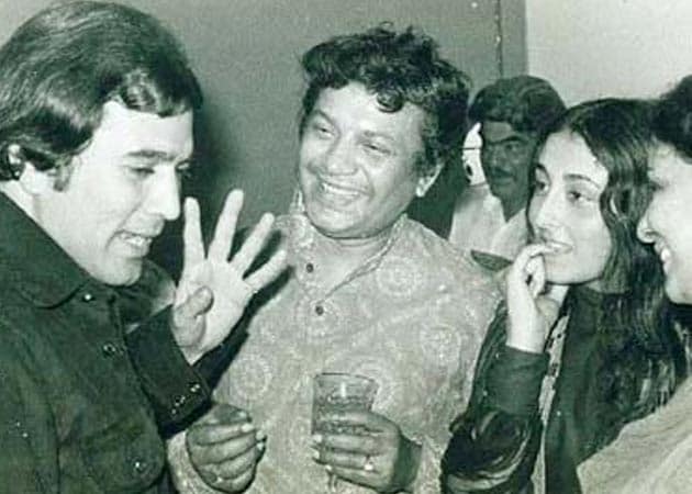 We will miss our first hero: Rajesh Khanna's female fans