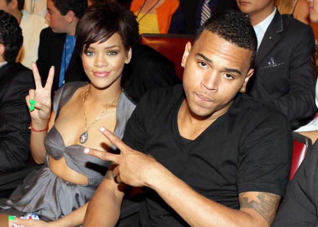 Ex-flames Rihanna and Chris Brown enjoy romantic dinner date