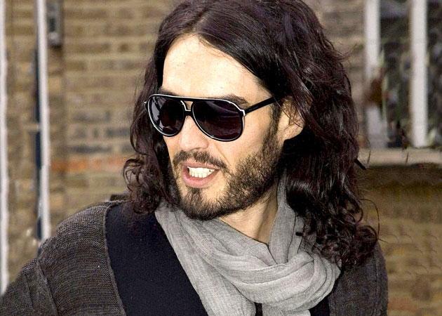 Russell Brand says community service is an "honour"