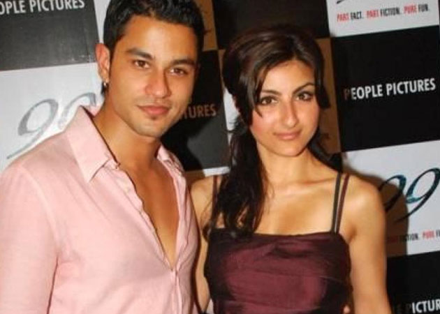 Soha fights with beau Kunal over bold scenes