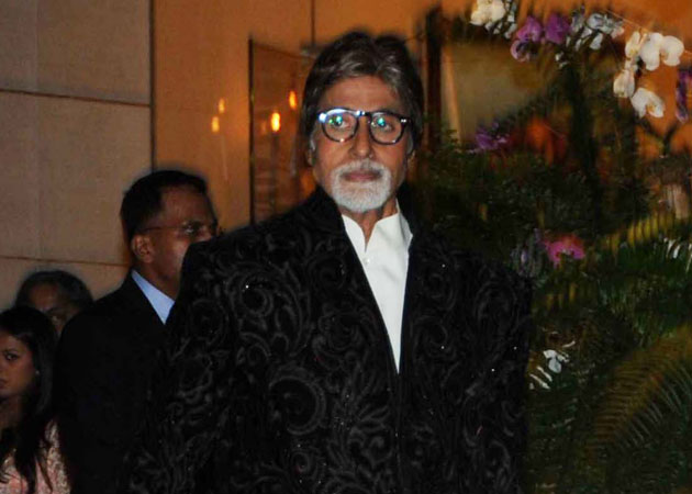 Big B overwhelmed by the 'sea of Indian celebration' in Abu-Sandeep's new book