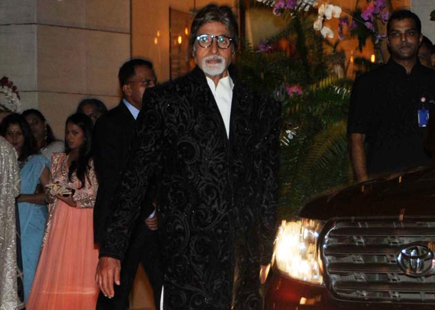 Amitabh Bachchan enjoyed Indian theme at Abu-Sandeep book launch