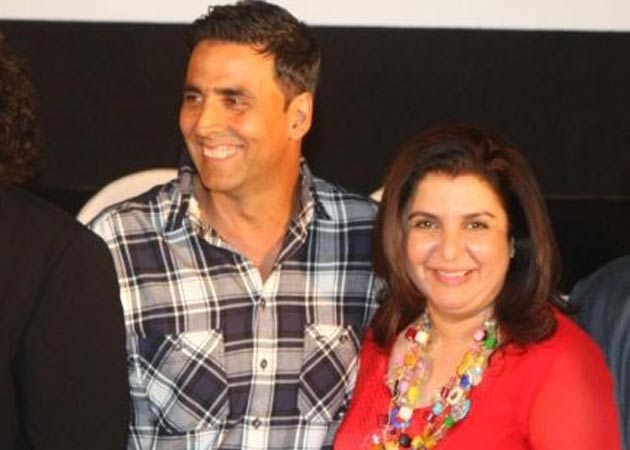 Is Akshay Kumar upset that Farah Khan took <i> Joker's  </i> aliens to meet Shah Rukh Khan?