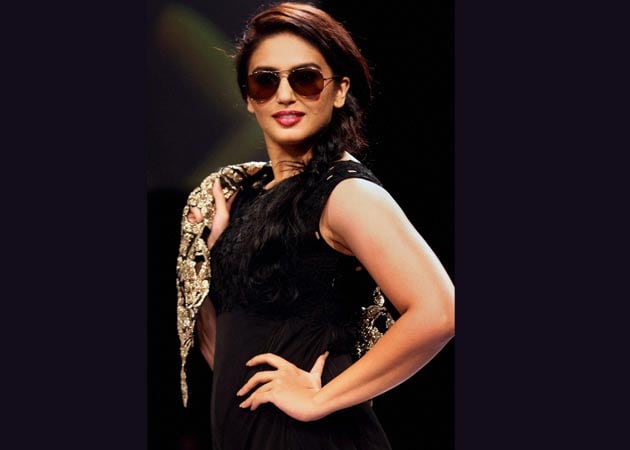 Lakme Fashion Week: Wasseypur's Huma Qureshi takes to the ramp