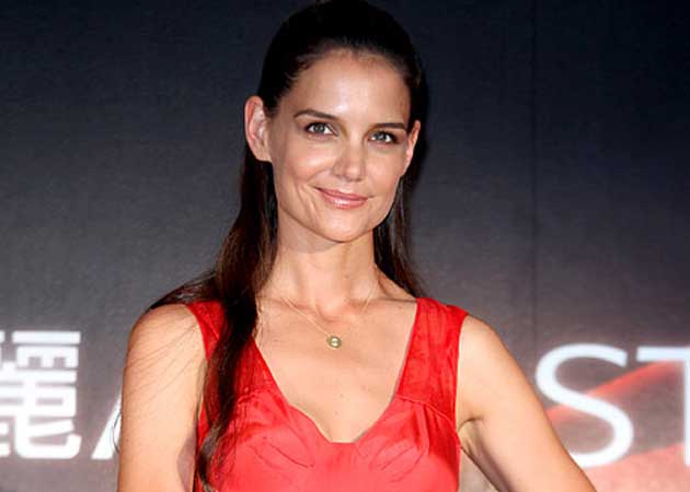 Katie Holmes will show design line at New York fashion week