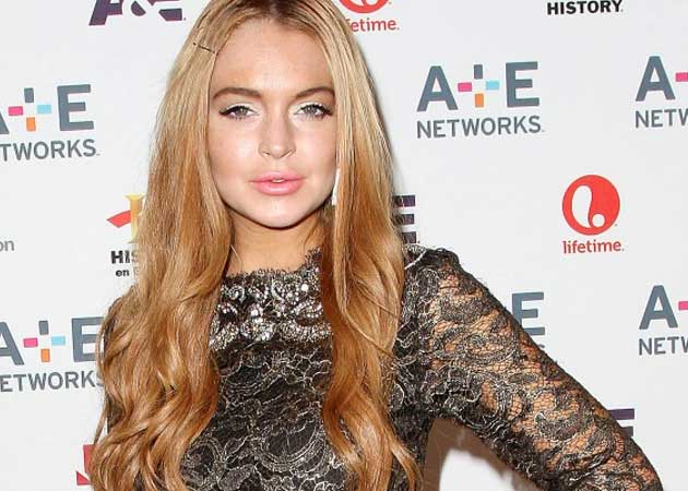 Lindsay Lohan splurged almost $3,000 on surfing equipment