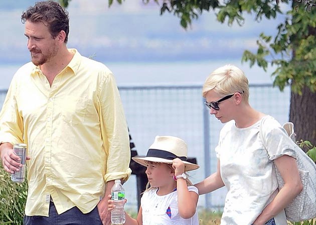 Michelle Williams' daughter wants her to get married