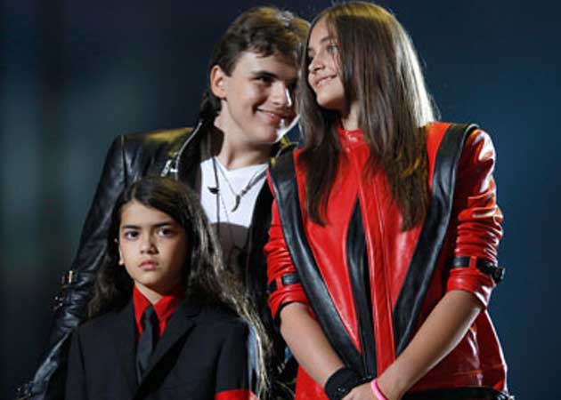 Michael Jackson's children to make their showbiz debut