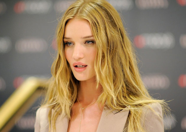 Rosie Huntington-Whiteley finds it hard to make friends