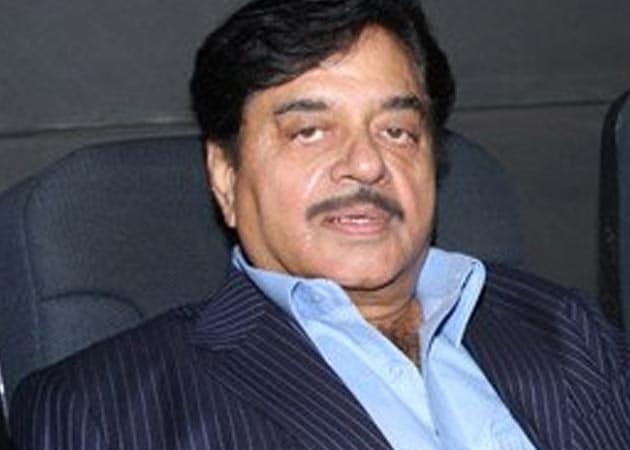 Shatrughan Sinha Polishes Defense, Says 'PM Does It Too'