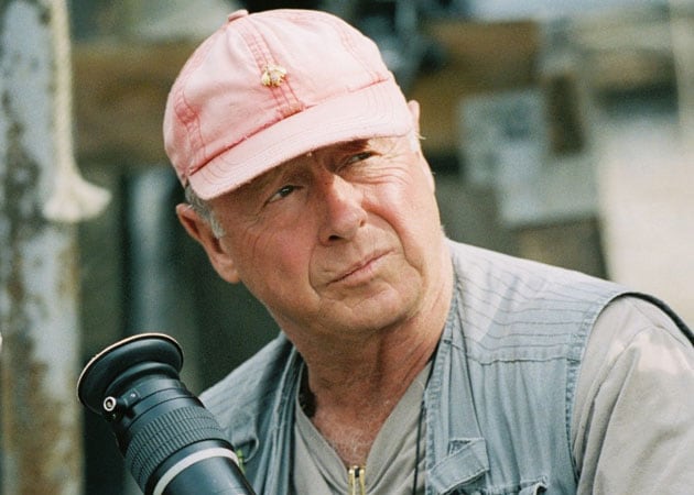 Private service to be held for <i>Top Gun</i> director Tony Scott