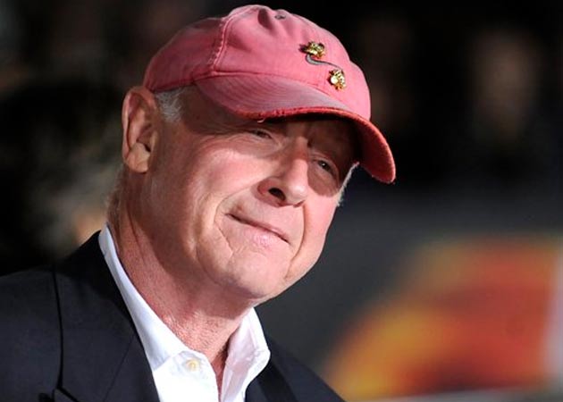 <i>Top Gun</i> director Tony Scott left suicide note in office