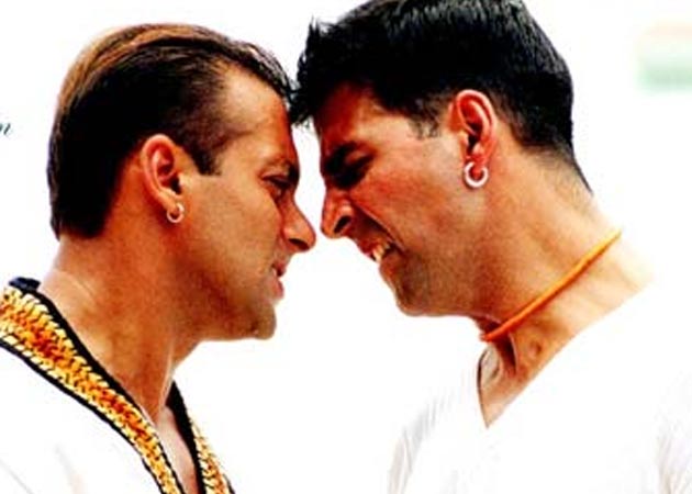 Salman Khan, Akshay Kumar to clash on Eid next year