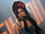 Family buries Amy Winehouse's ashes