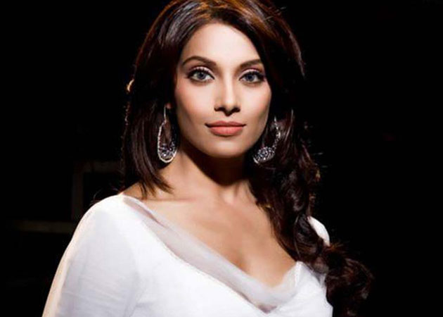 Bipasha Basu has "no energy left for romance"