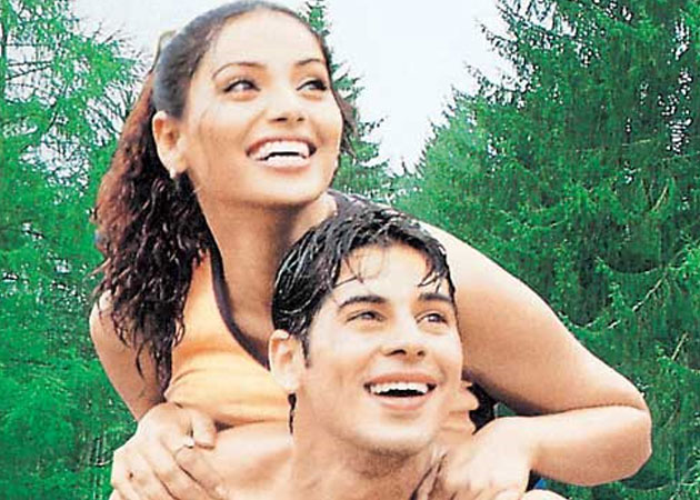 Will Bipasha Basu, Dino Morea team up for <i>Raaz 4</i>?