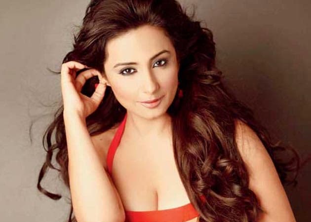 Divya Dutta gets in action mode for Zilla Ghaziabad