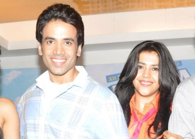 Tusshar Kapoor searches through 12 stores to find 'perfect' bag for sister Ekta 