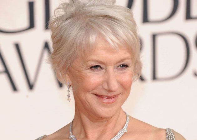 Playing the Queen on stage is challenge for Helen Mirren