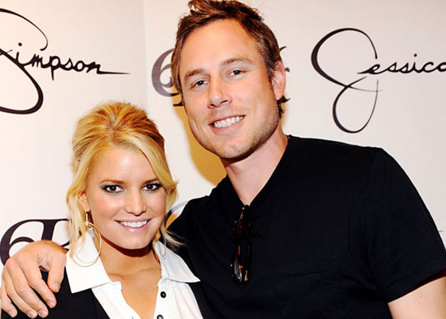 Jessica Simpson and Eric Johnson madly in love