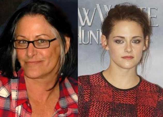 Kristen Stewart's mother has filed for divorce